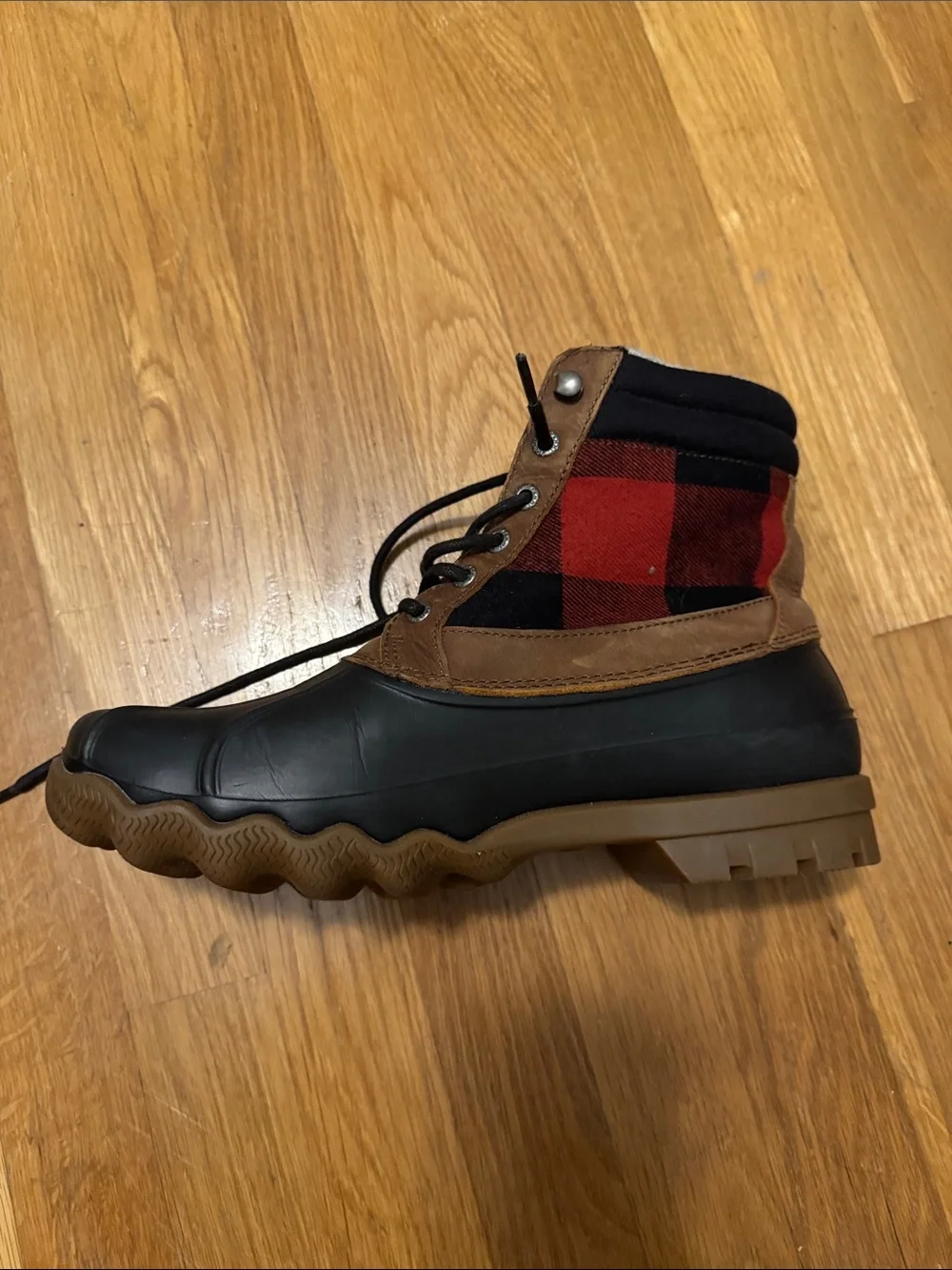 Sperry Red Check Buffalo Plaid Leather & Black Rubber Lace-Up Winter Duck Boots